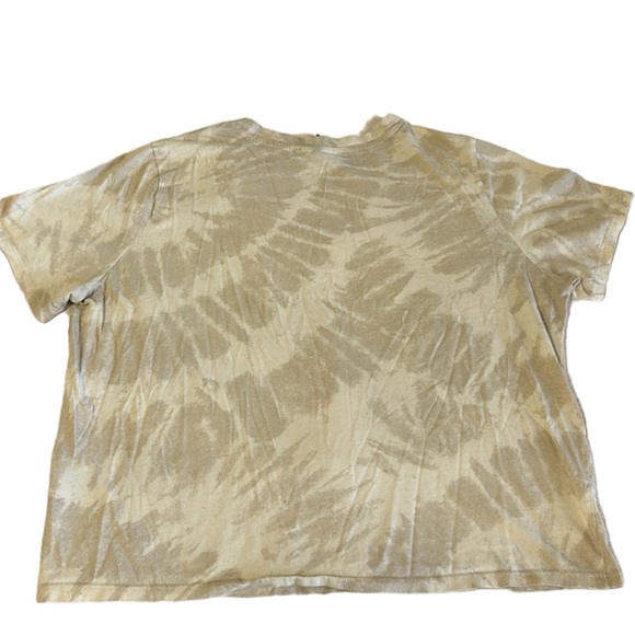 H&M Divided Casual Graphic Tee - Picture 7 of 7